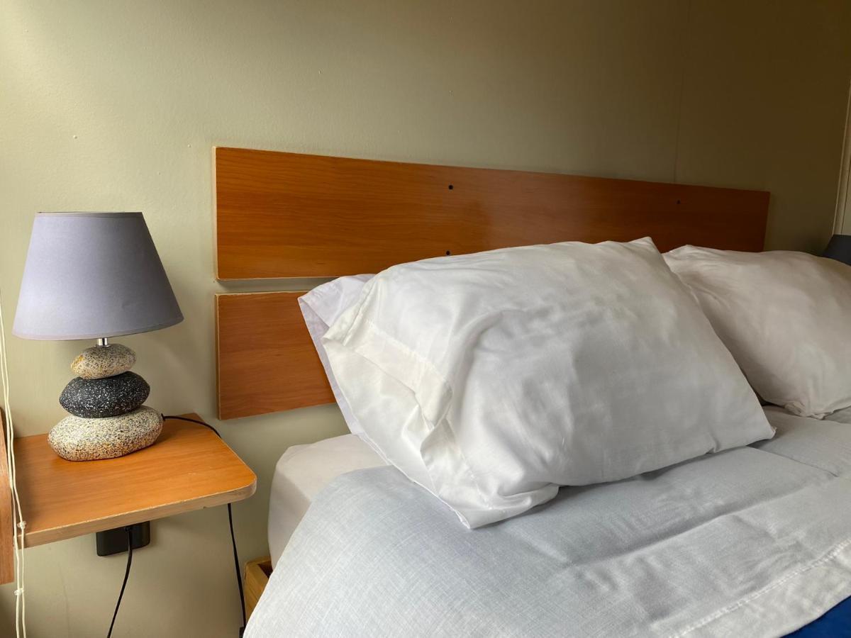 Hostal Los Pioneros Puerto Natales Dış mekan fotoğraf