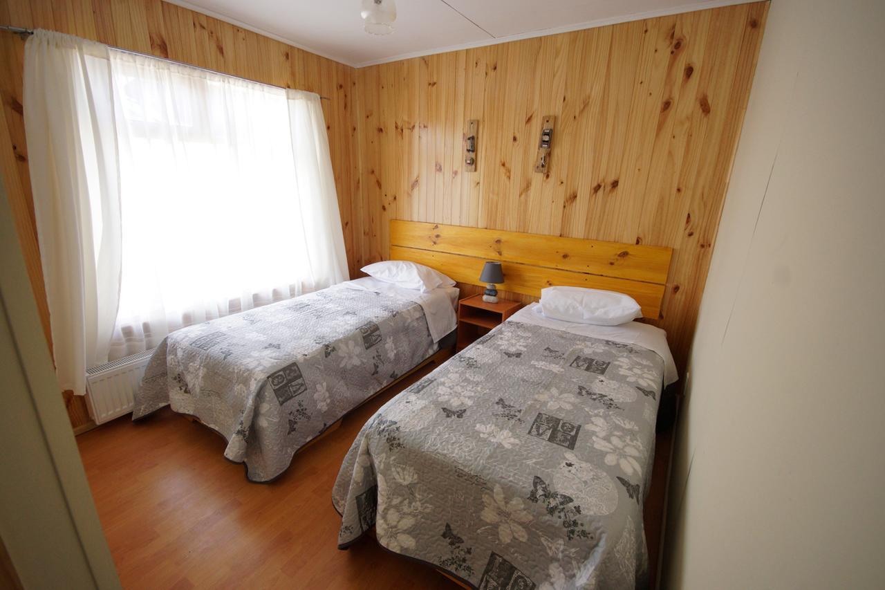 Hostal Los Pioneros Puerto Natales Dış mekan fotoğraf